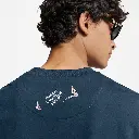 louis-vuitton-embroidered-cotton-t-shirt--HTY18WNPG651_PM1_Cropped worn view.webp