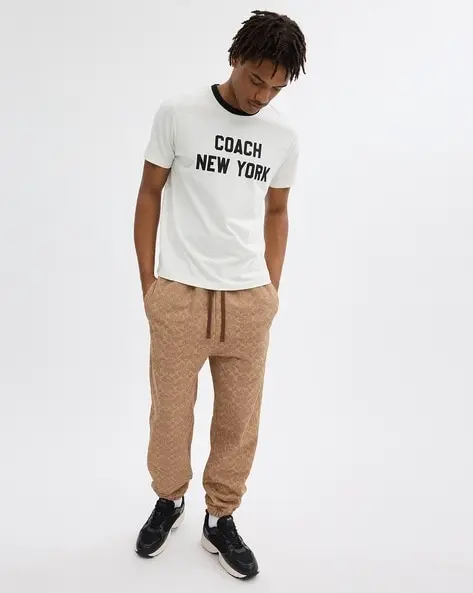 -473Wx593H-410483716-ryu-MODEL3.webp