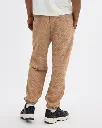 -473Wx593H-410483716-ryu-MODEL2.webp