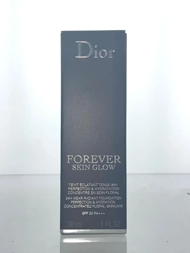 Dior | Forever Skin Glow 24h Wear Radiant Foundation