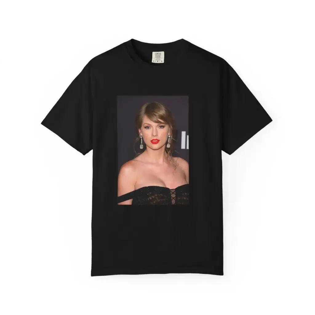 Taylor Swift | Red Carpet Glamour Black | T-Shirt