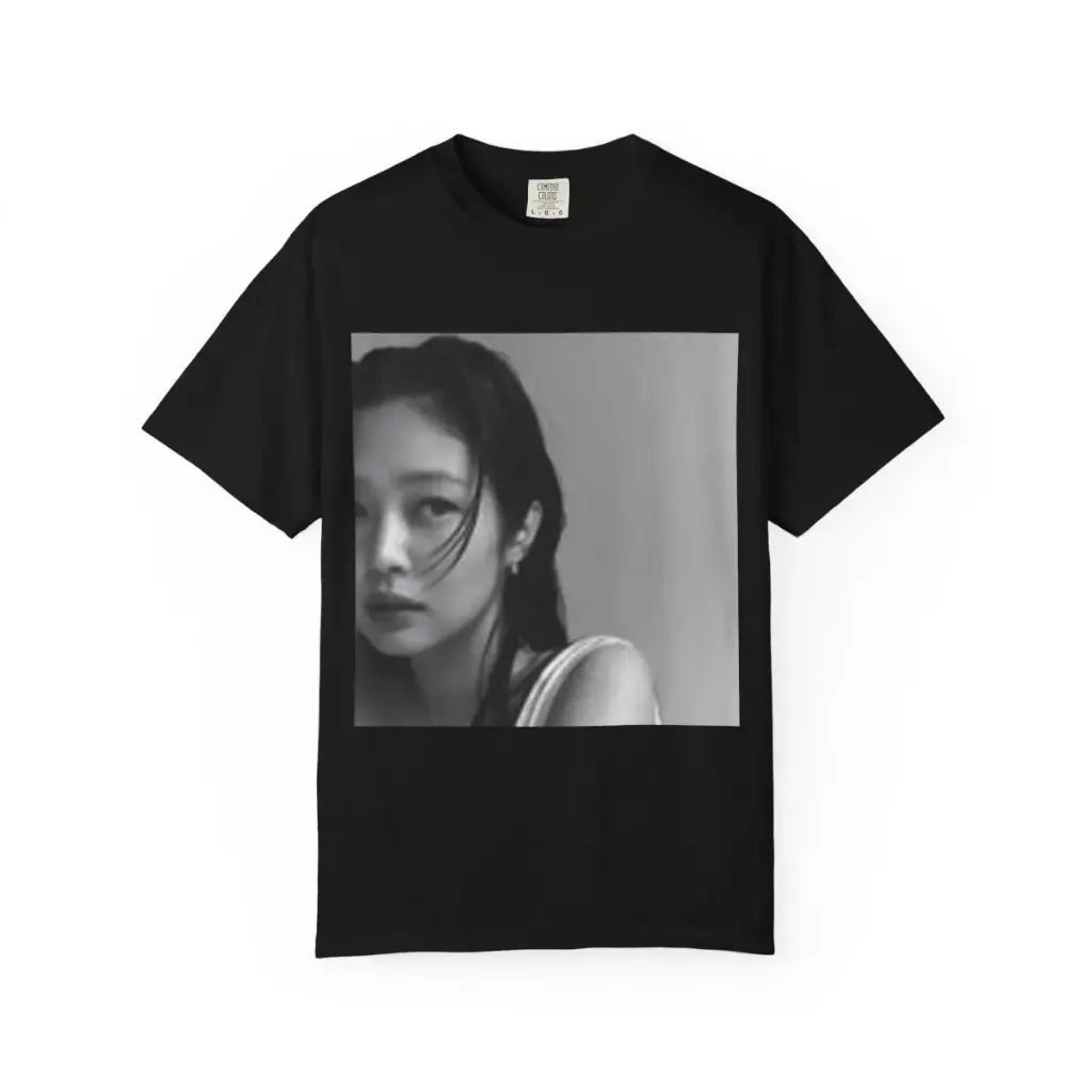 Jennie Solo Portrait |  T-Shirt