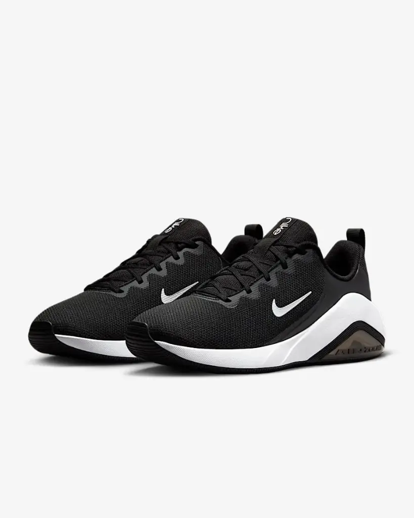 NIKE | Bella 7 Athletic Shoes