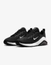 NIKE | Bella 7 Athletic Shoes