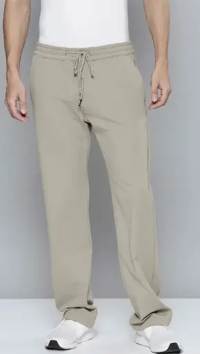 Levi's | Relaxed Fit Light Brown Lower