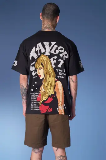 Taylor Swift | Oversized Fit | T-Shirt