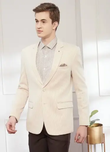 TURTLE | Men's Creamy White Elegant Edge Formal Blazer