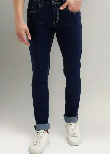 Neavy Blue Tapered Fit Mid Rise Jeans