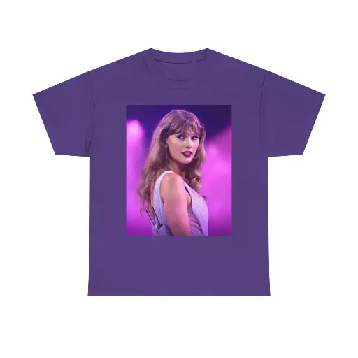 Taylor Swift | Lavender Lights | T-Shirt