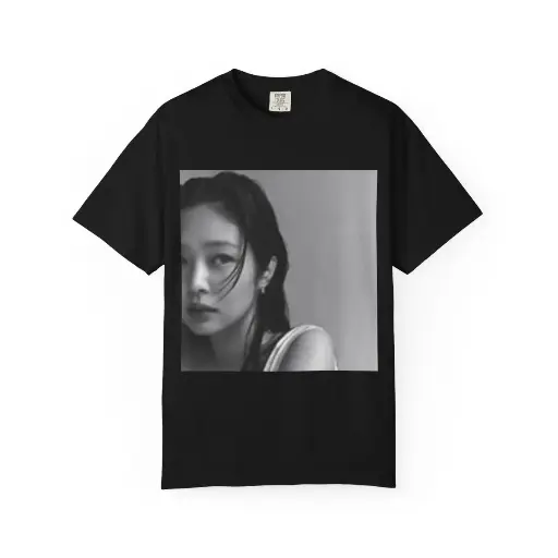 Jennie Solo Portrait |  T-Shirt